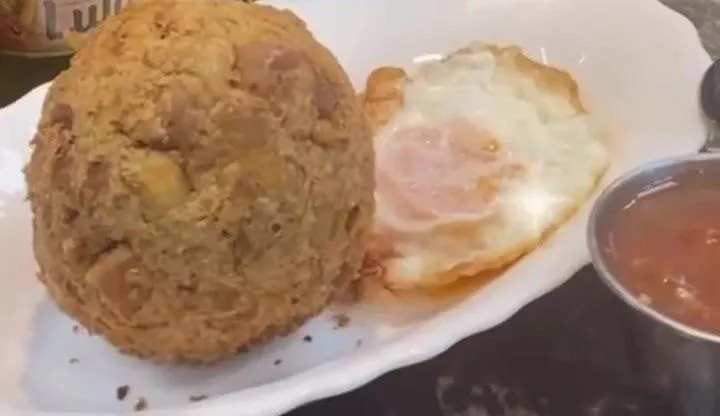 Bolón con huevo